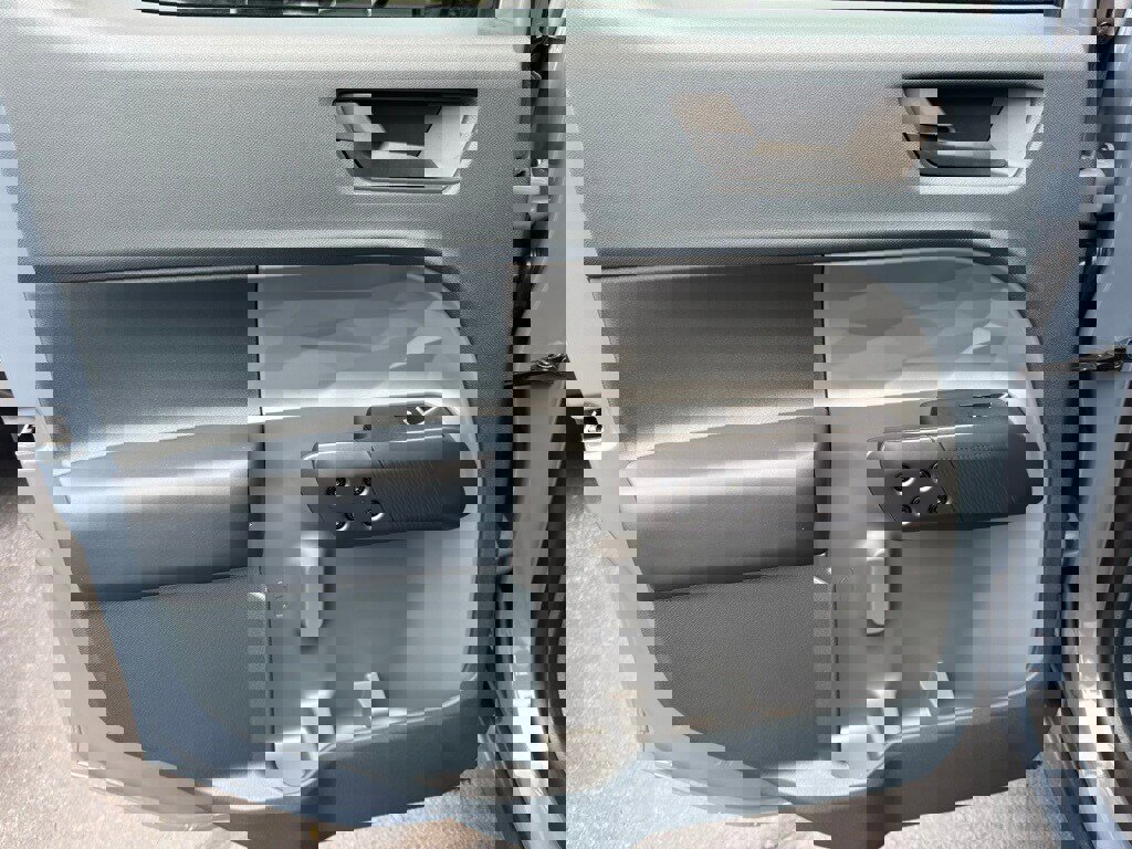 New 2025 Ford Maverick XLT w/ Black Appearance Package image 25