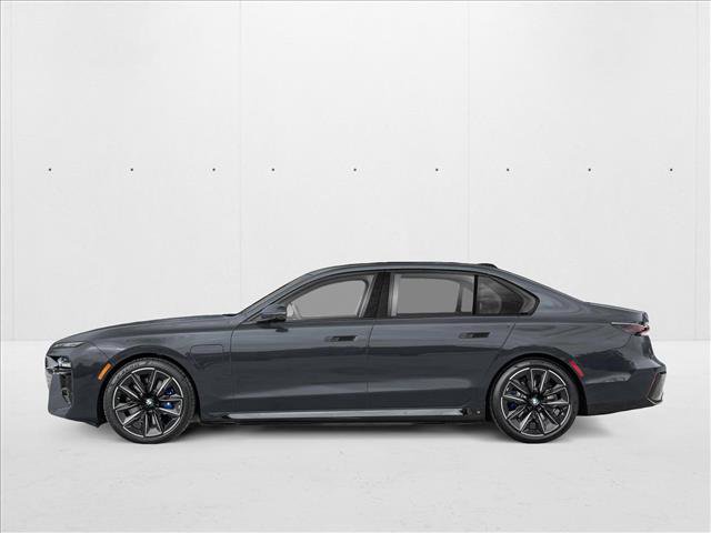 New 2026 BMW 750e xDrive image 3