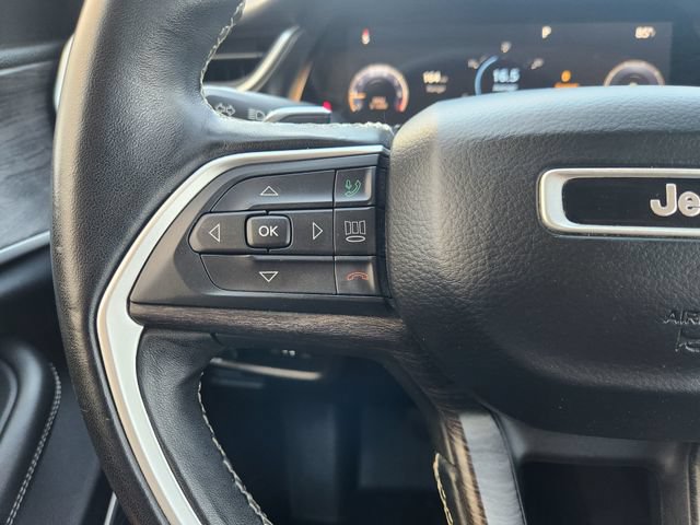Used 2021 Jeep Grand Cherokee L Limited AWD/4WD image 30