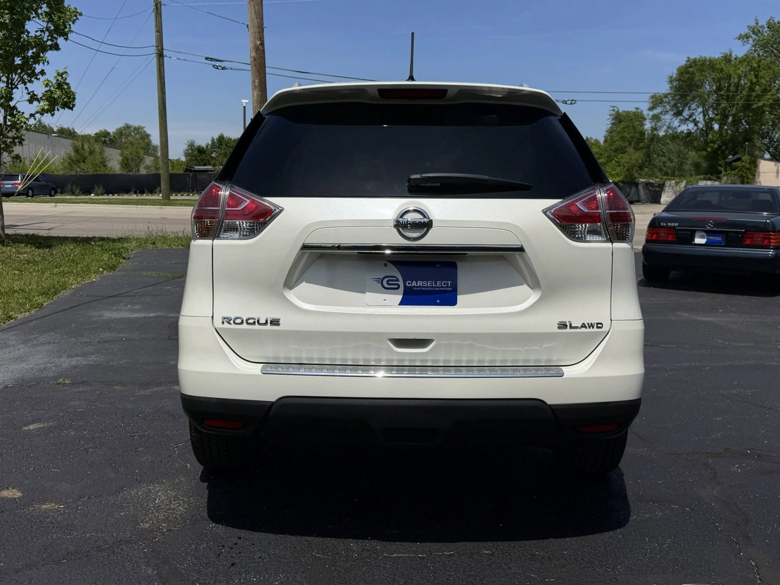 Used 2016 Nissan Rogue SL w/ SL Premium Package AWD/4WD image 5