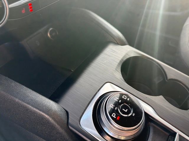 Used 2020 Ford Escape SE image 27