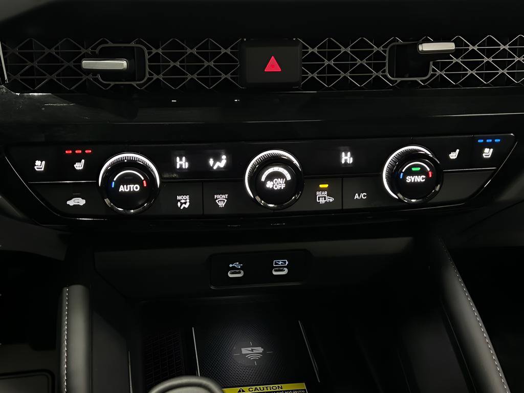 Used 2025 Honda Accord Touring image 18