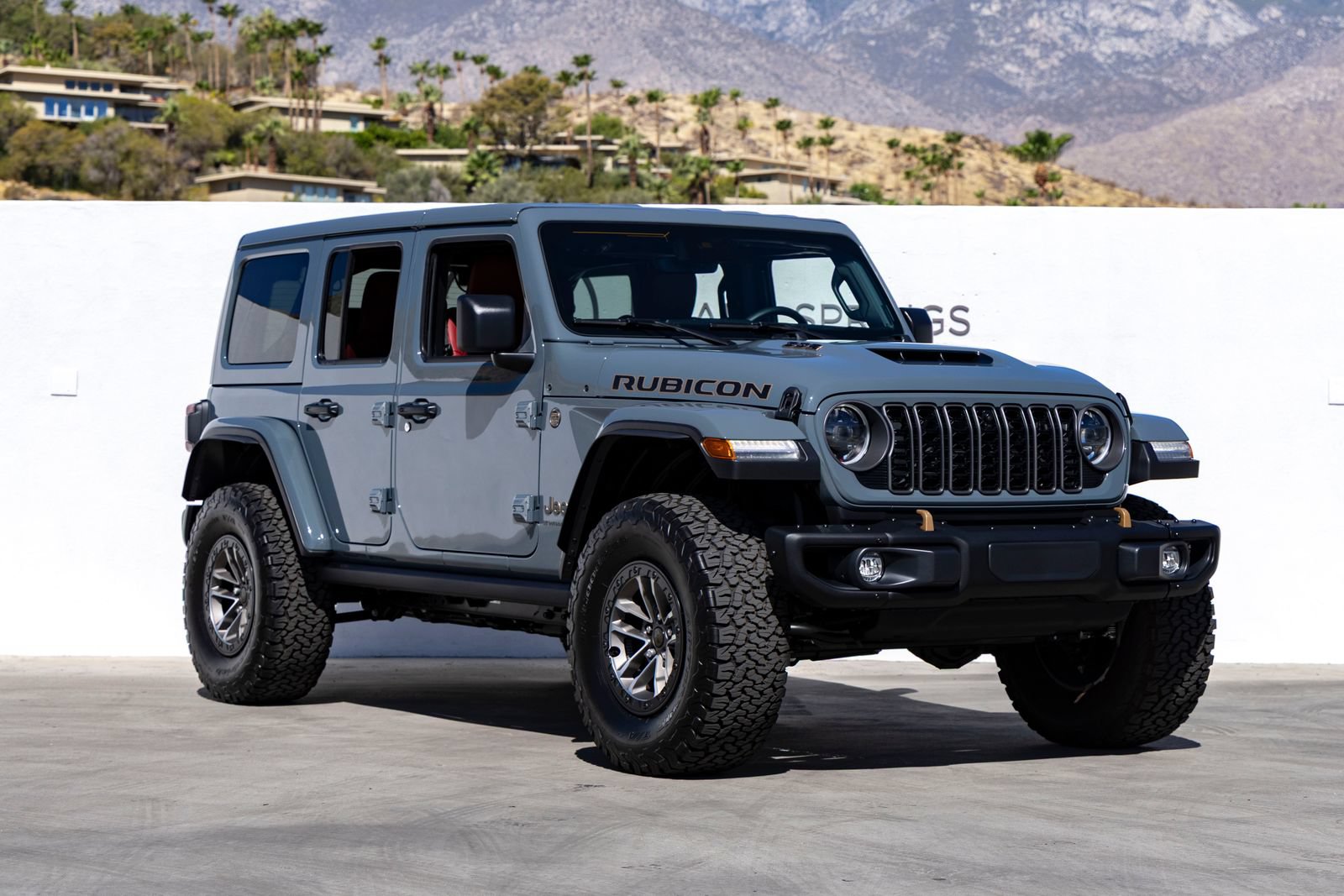 Used 2024 Jeep Wrangler Unlimited Rubicon 392 AWD/4WD image 2