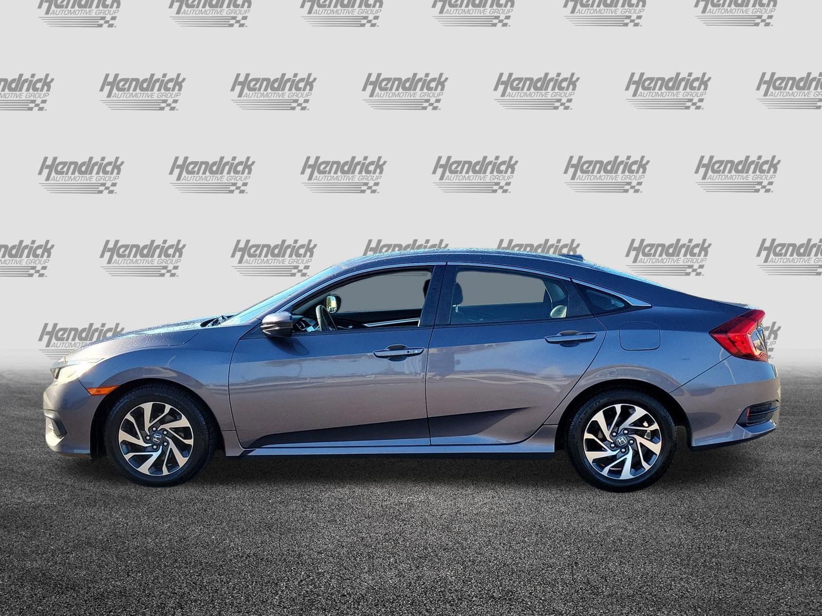 Used 2017 Honda Civic EX image 4