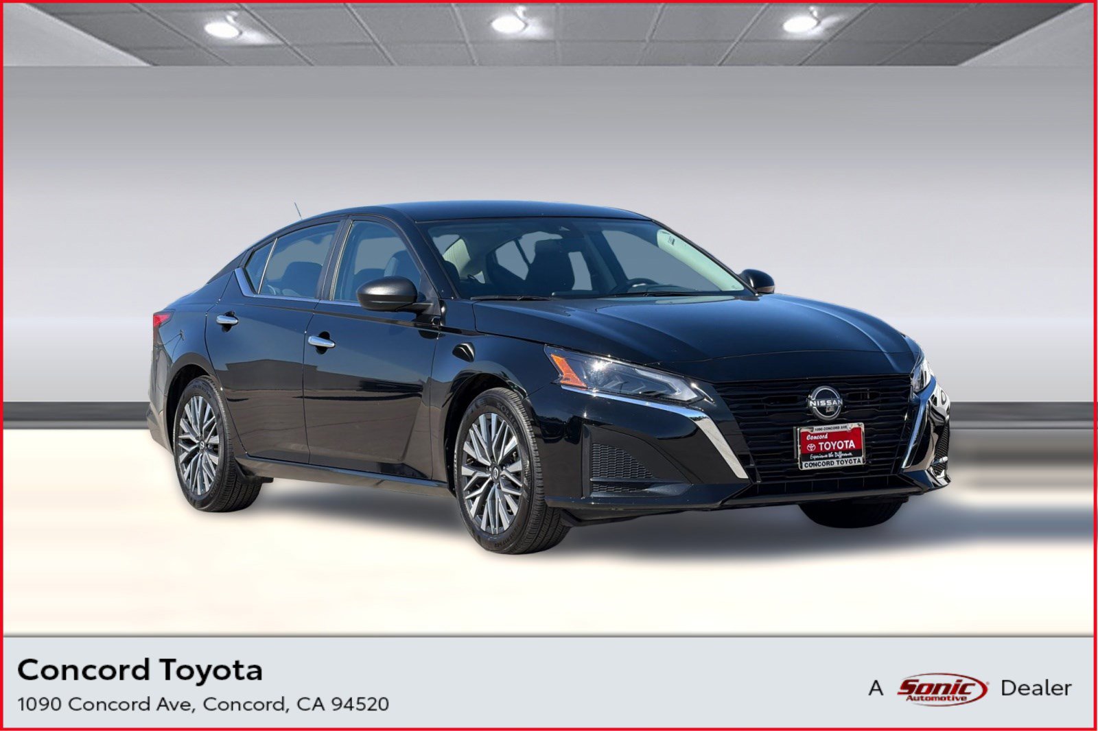 Used 2025 Nissan Altima 2.5 SV image 1