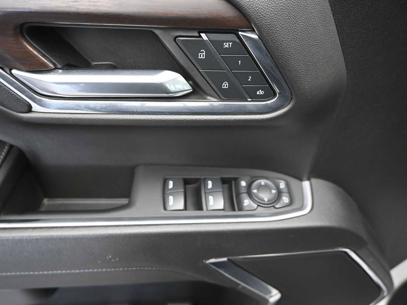 Used 2024 GMC Sierra 1500 SLT image 19
