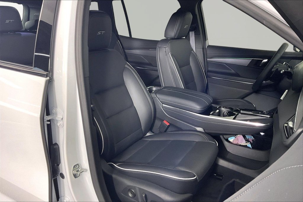 New 2027 Buick Enclave Sport Touring FWD image 12