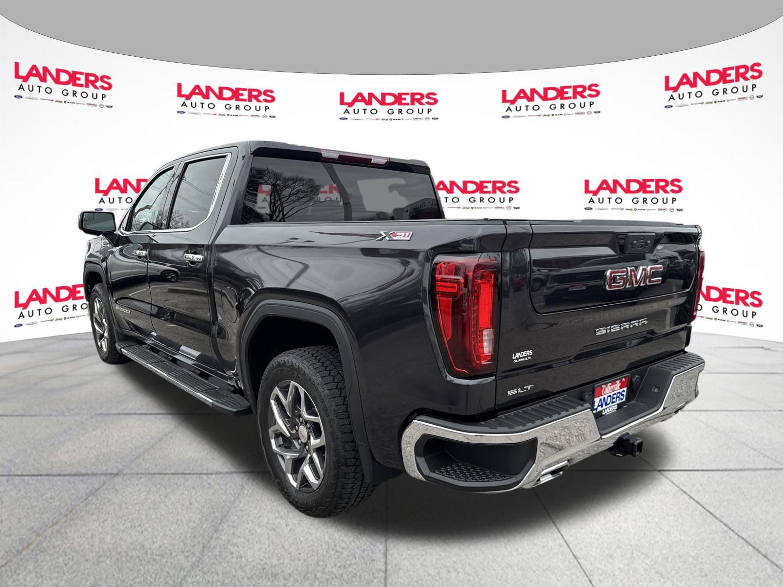 Used 2023 GMC Sierra 1500 SLT w/ SLT Premium Package image 5
