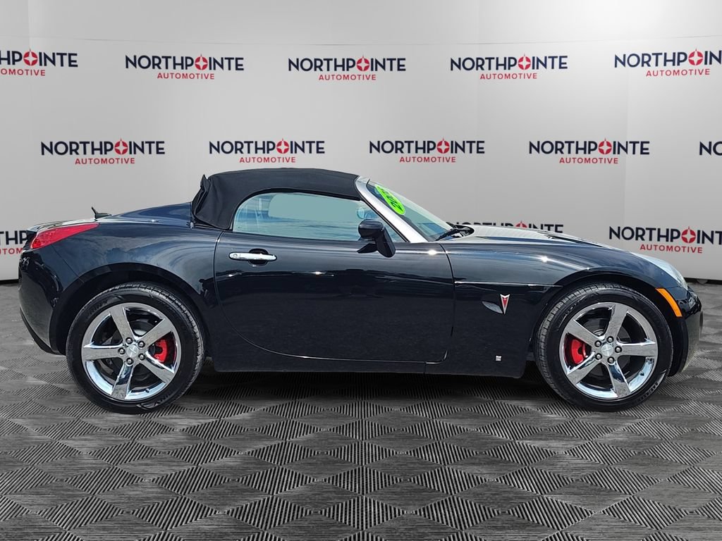 Used 2008 Pontiac Solstice GXP w/ Premium Package RWD image 7