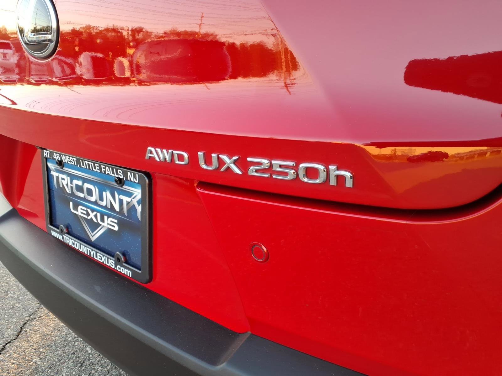 Used 2023 Lexus UX 250h AWD w/ Accessory Package (Z2) image 14