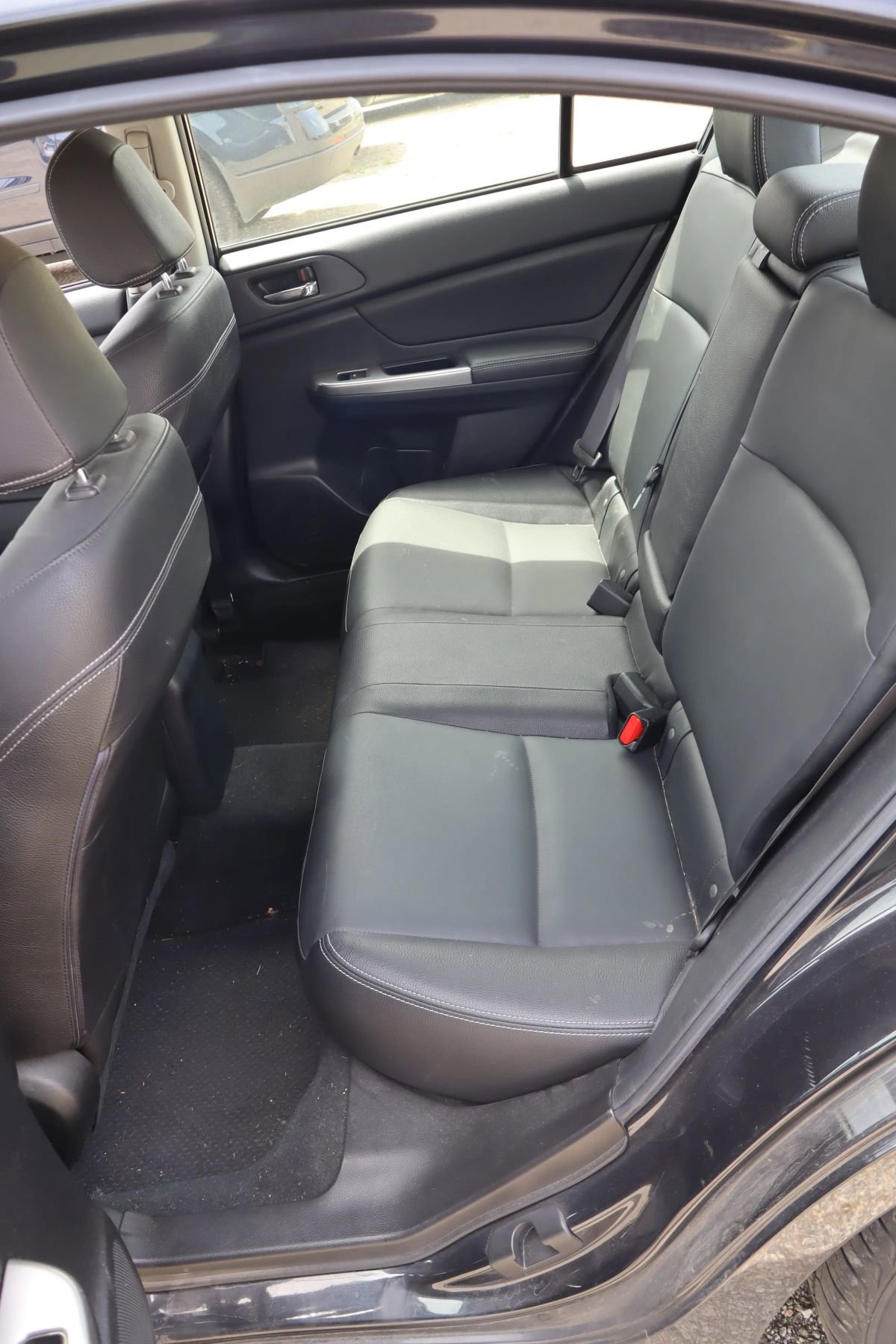 Used 2015 Subaru Impreza 2.0i Limited image 16