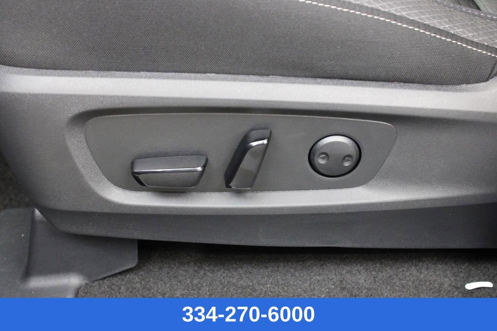 New 2026 Nissan Pathfinder SV image 16