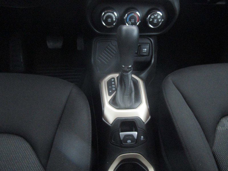 Used 2017 Jeep Renegade Latitude image 22
