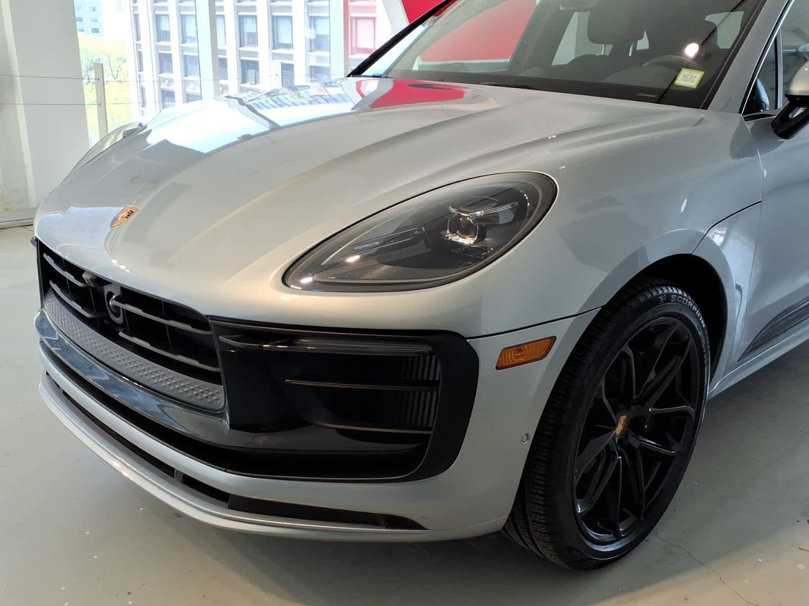 Used 2025 Porsche Macan GTS AWD/4WD image 7