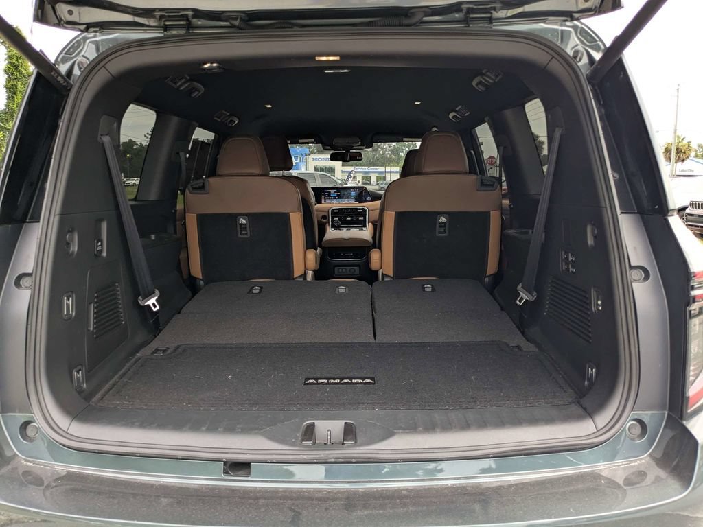 Used 2025 Nissan Armada SL w/ Captain's Chari Seat Package AWD/4WD image 12
