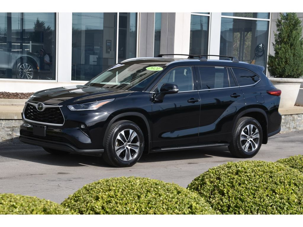 Used 2021 Toyota Highlander XLE image 8