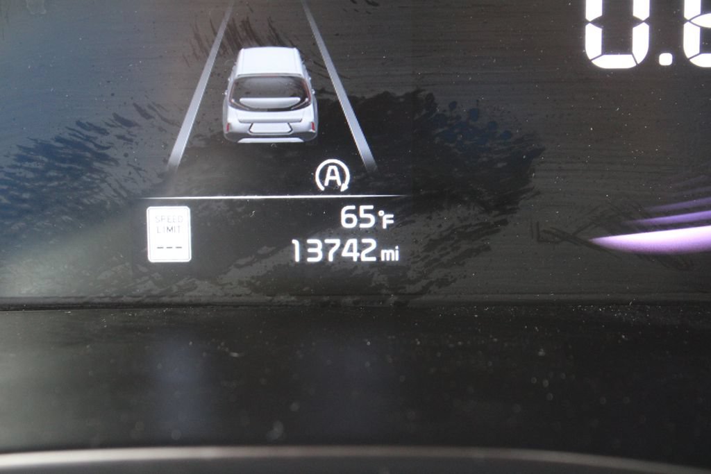 Certified 2025 Kia Soul LX FWD image 28
