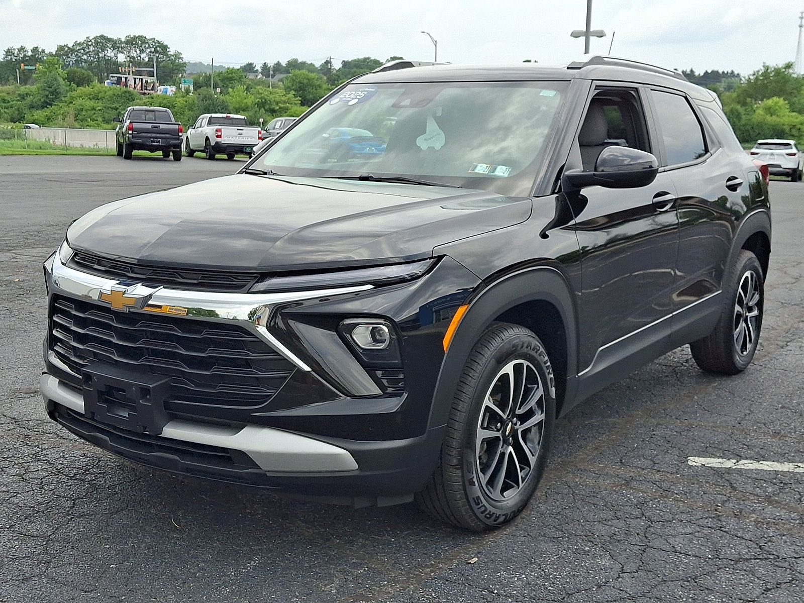 Certified 2025 Chevrolet TrailBlazer LT AWD/4WD image 3