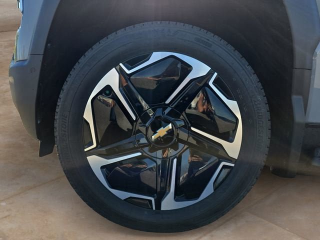 New 2026 Chevrolet Silverado EV LT w/ Premium Package AWD/4WD image 14