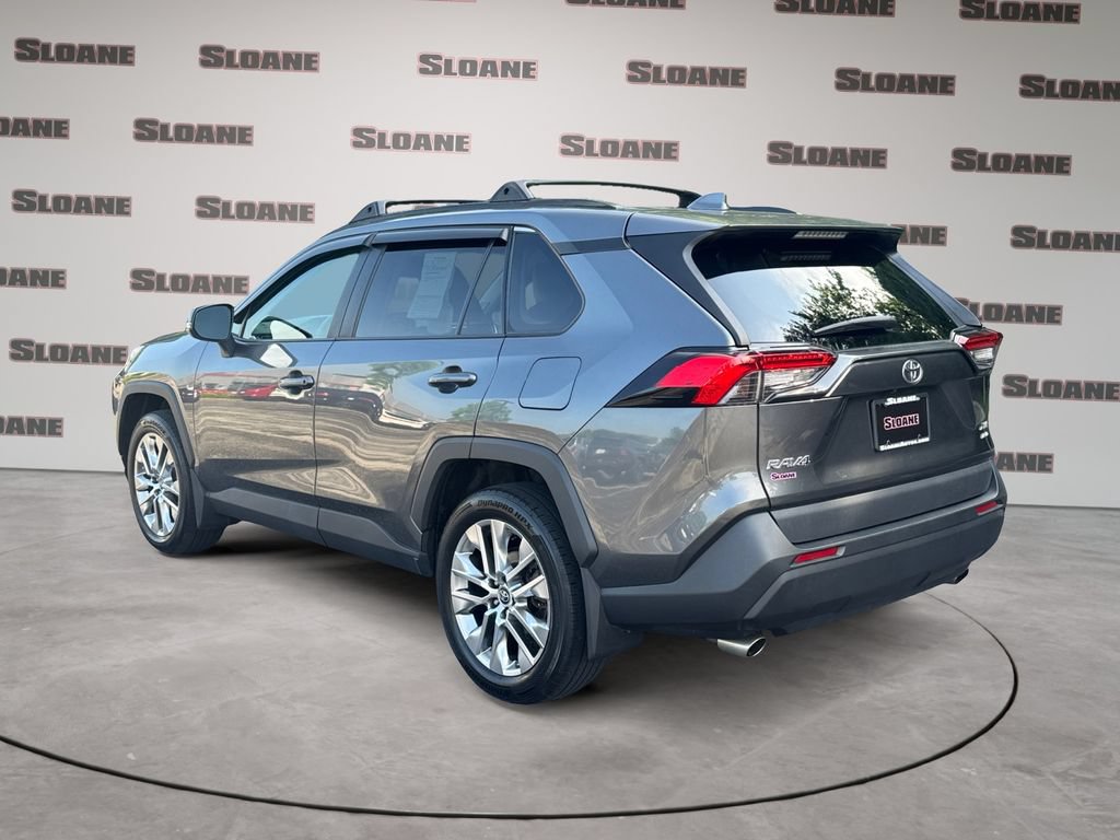 Used 2021 Toyota RAV4 XLE Premium AWD/4WD image 3
