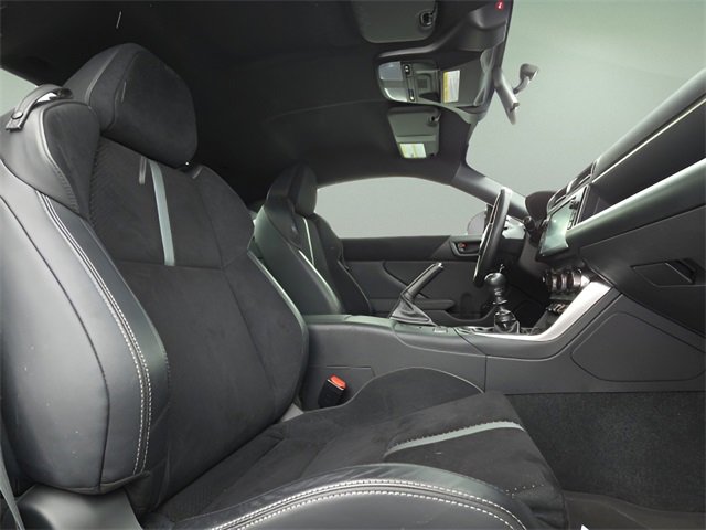 Used 2024 Toyota GR86 Premium w/ Performance Package image 15