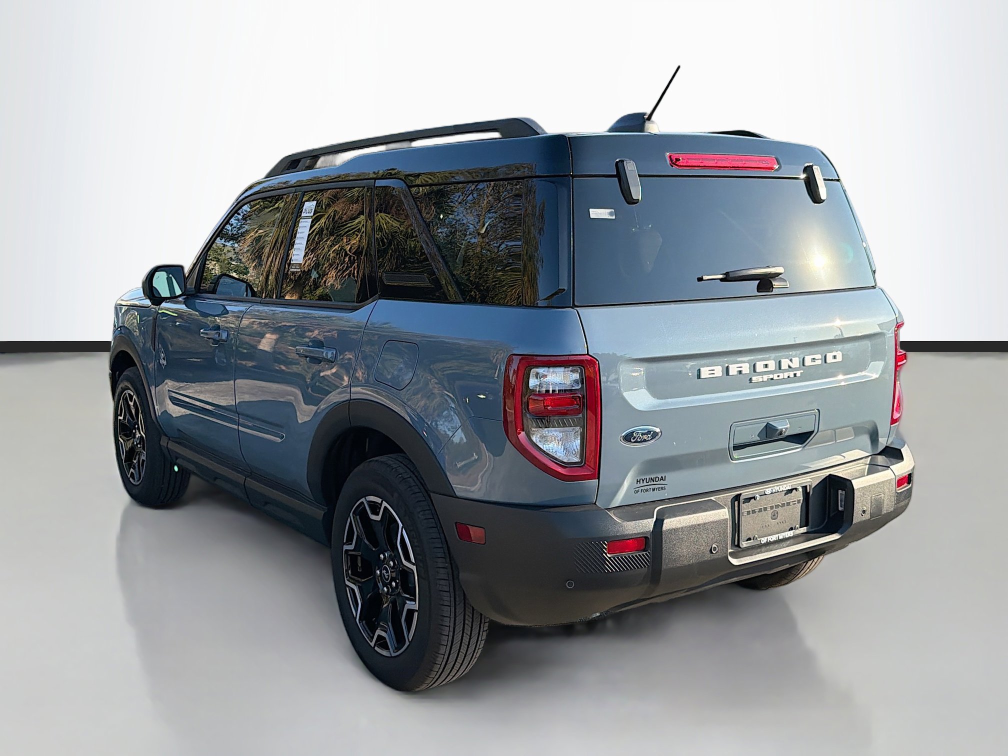 Used 2025 Ford Bronco Sport Outer Banks w/ Outer Banks Tech Package+ image 5