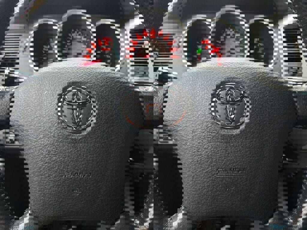 Used 2006 Toyota Tacoma PreRunner image 22