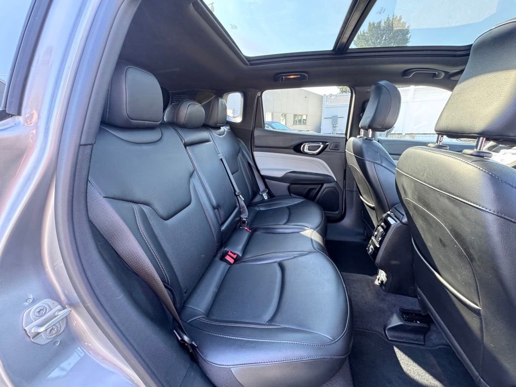 Used 2023 Jeep Compass Limited w/ Sun and Sound Group AWD/4WD image 20