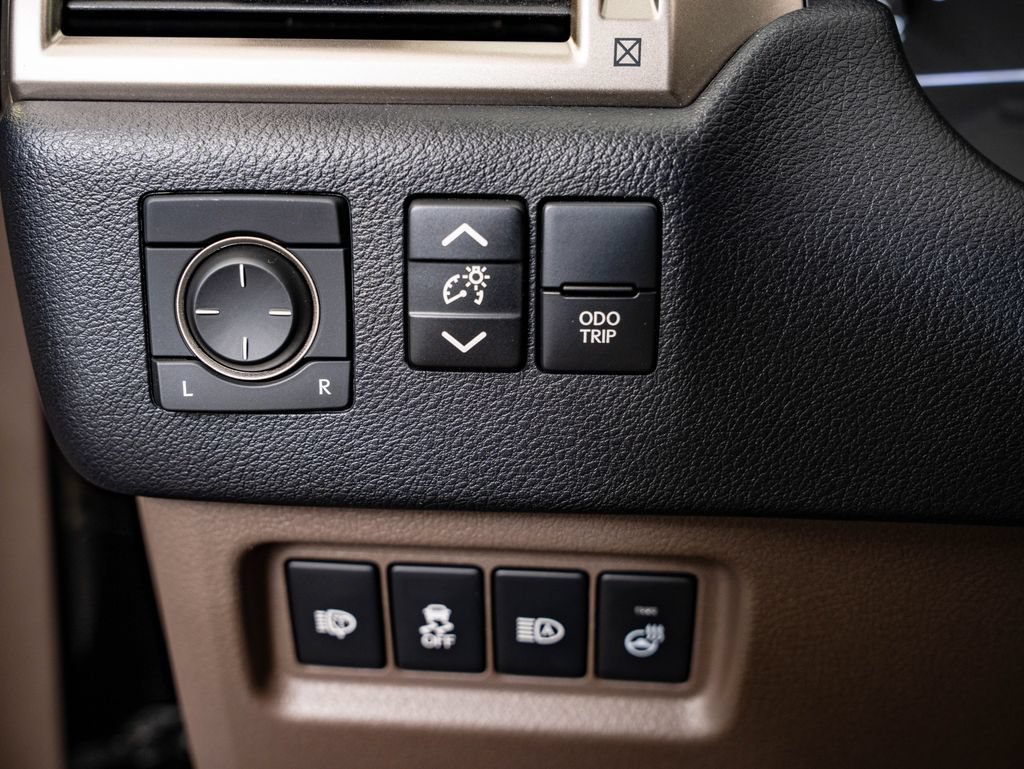 Certified 2021 Lexus GX 460 Premium AWD/4WD image 26