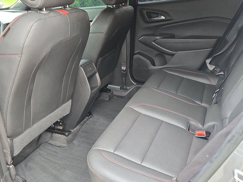 Used 2024 Chevrolet Trax RS FWD image 19