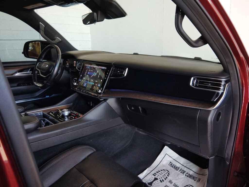 Used 2022 Jeep Grand Wagoneer Series I AWD/4WD image 11