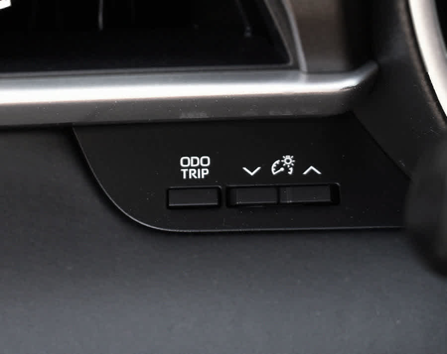 Used 2021 Toyota Highlander XLE AWD/4WD image 27
