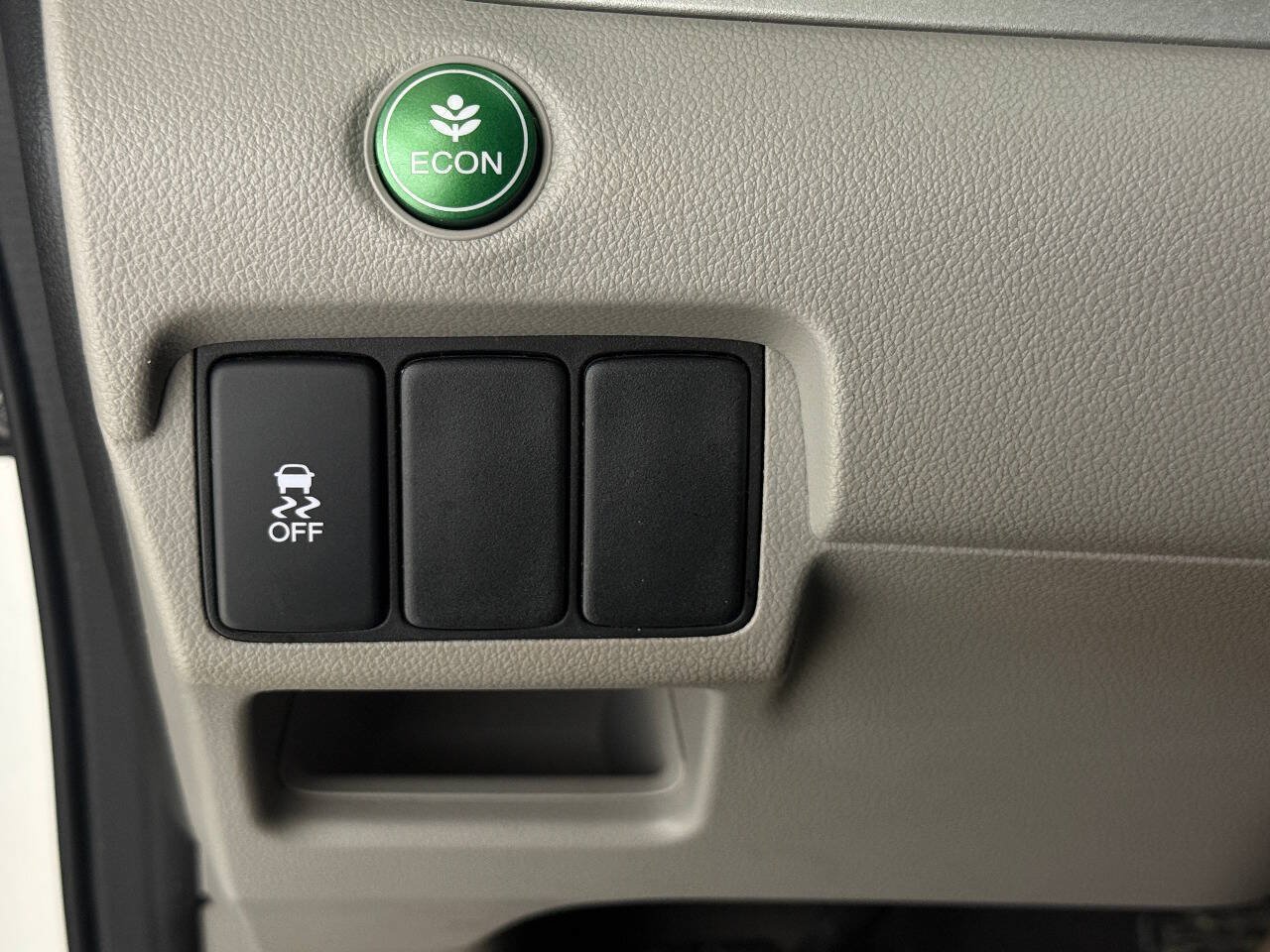 Used 2013 Honda CR-V LX image 53