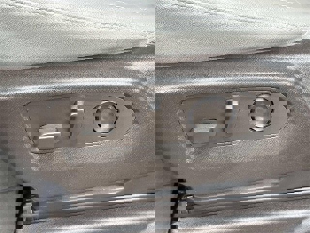 Used 2022 Chevrolet Suburban Z71 w/ Luxury Package image 29