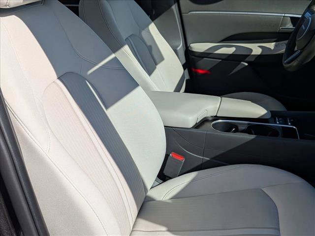 Used 2024 Hyundai Sonata SEL w/ Convenience Package image 21