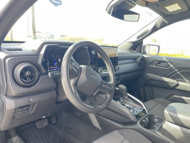 Used 2023 Chevrolet Colorado Trail Boss w/ Technology Package AWD/4WD image 10