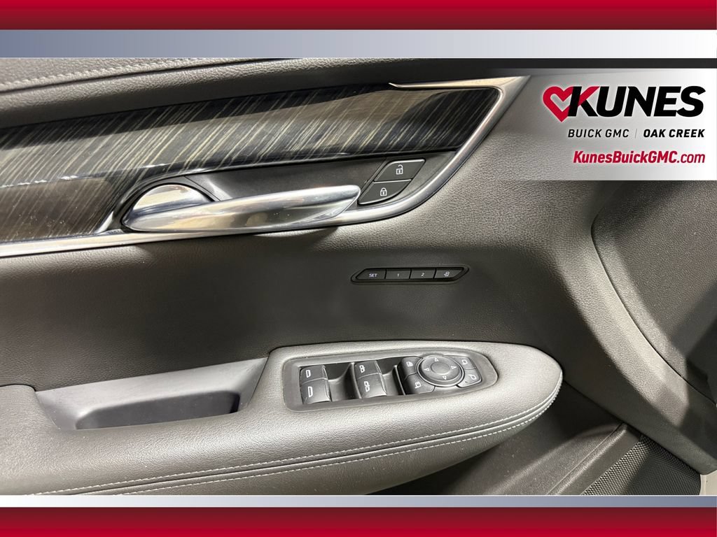 Used 2021 Cadillac XT6 Premium Luxury AWD/4WD image 21