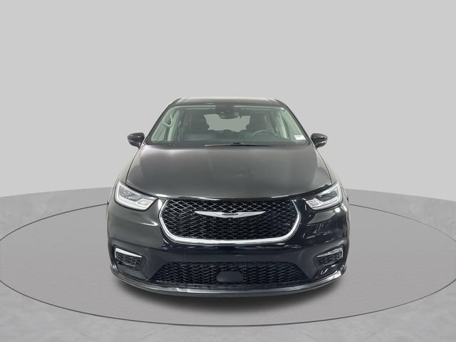 Used 2024 Chrysler Pacifica Touring-L FWD image 25