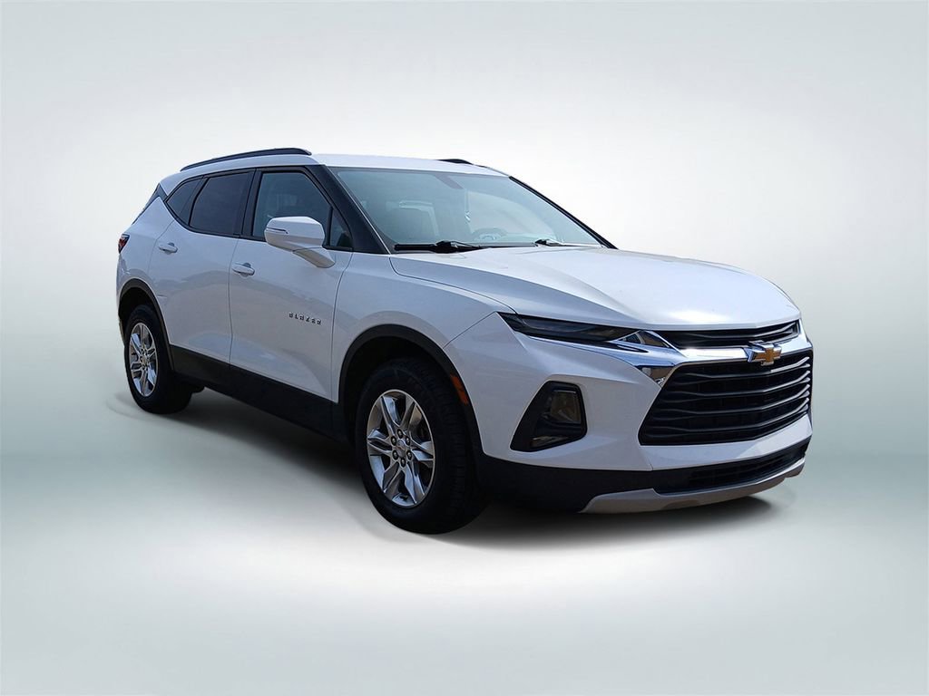 Used 2020 Chevrolet Blazer LT image 2