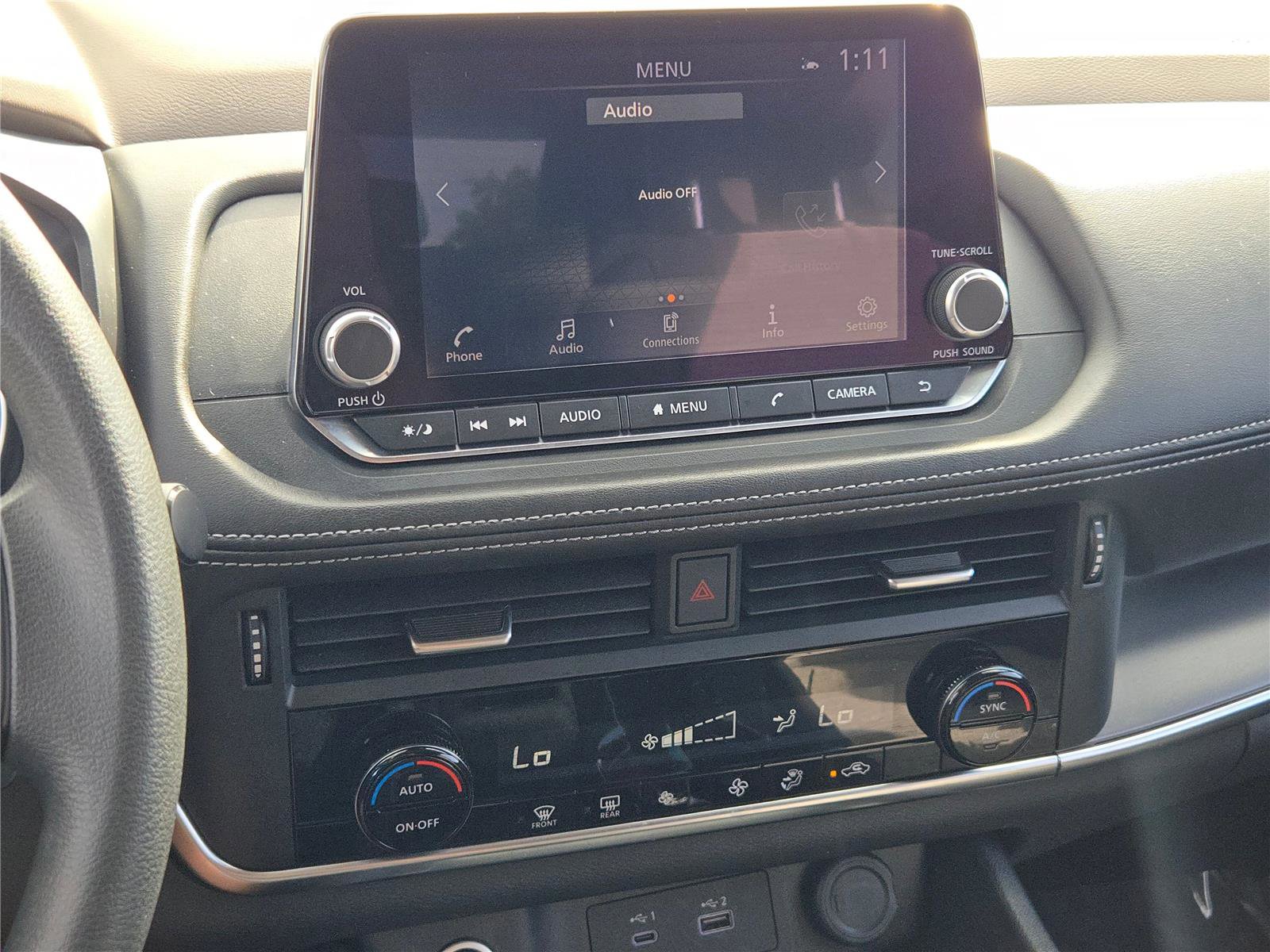 Used 2023 Nissan Rogue SV image 29