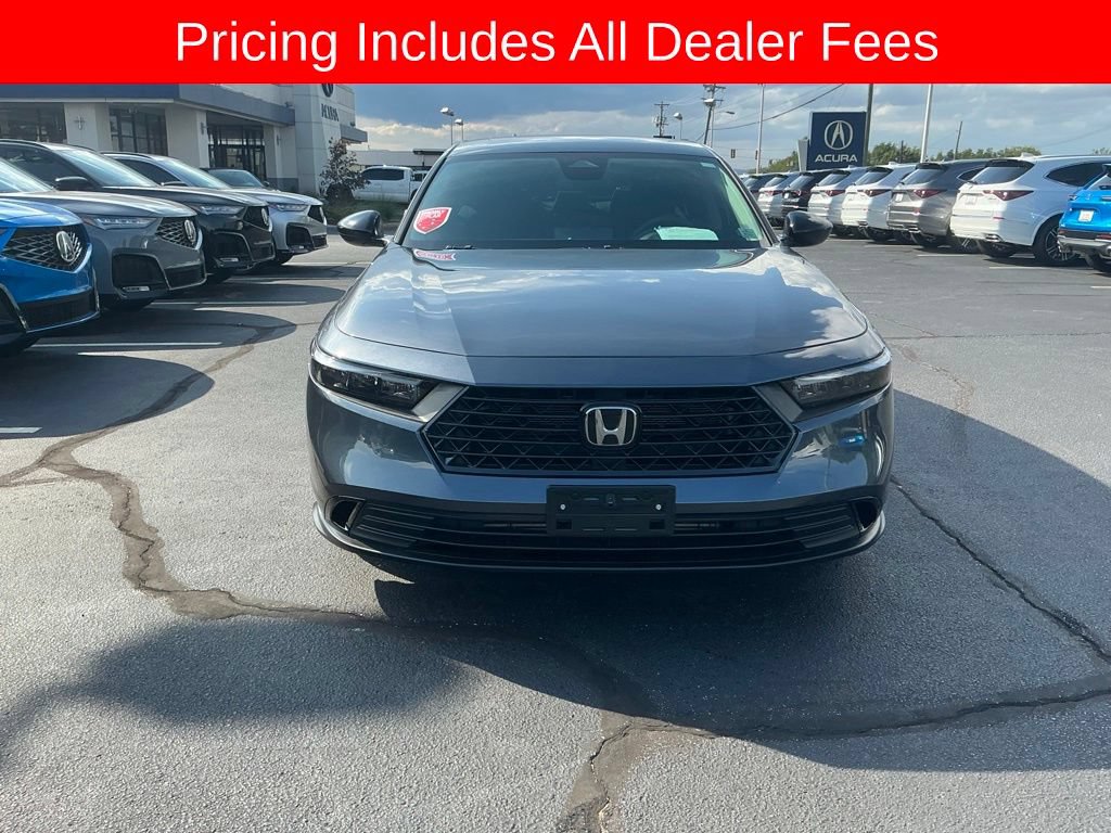 Used 2025 Honda Accord SE image 7