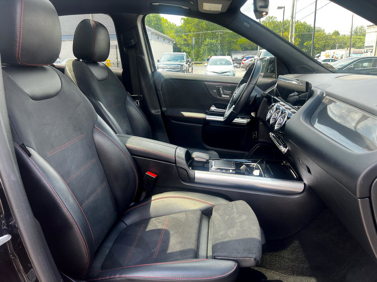 Used 2021 Mercedes-Benz GLA 250 4MATIC image 22