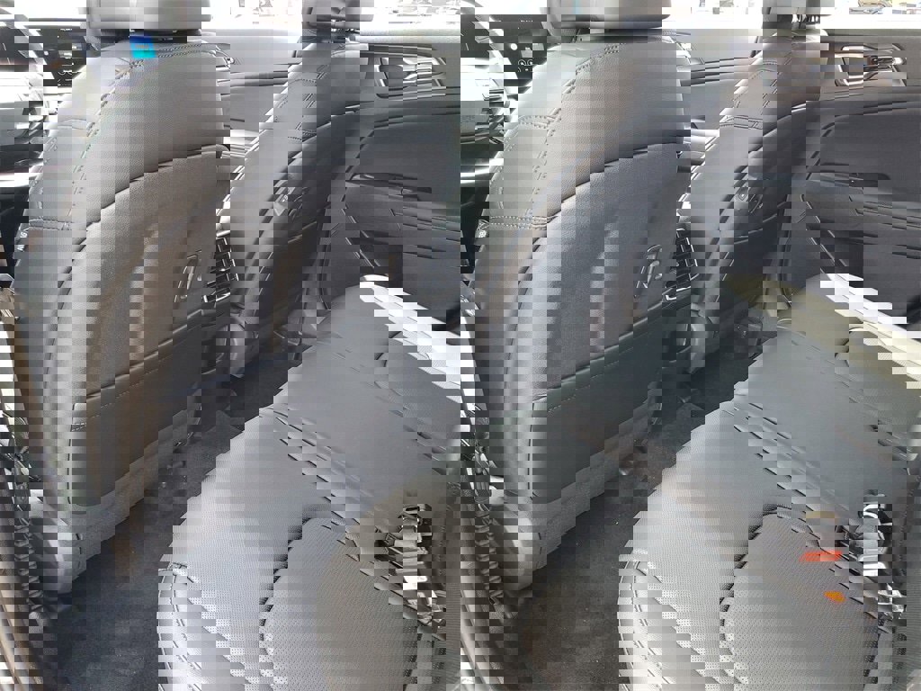 New 2026 Kia Sportage SX image 22