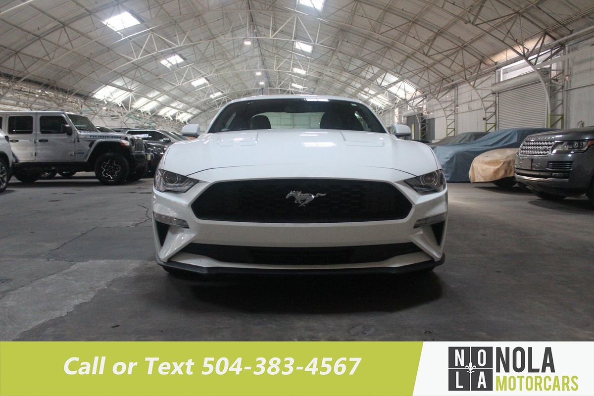 Used 2019 Ford Mustang Coupe image 4