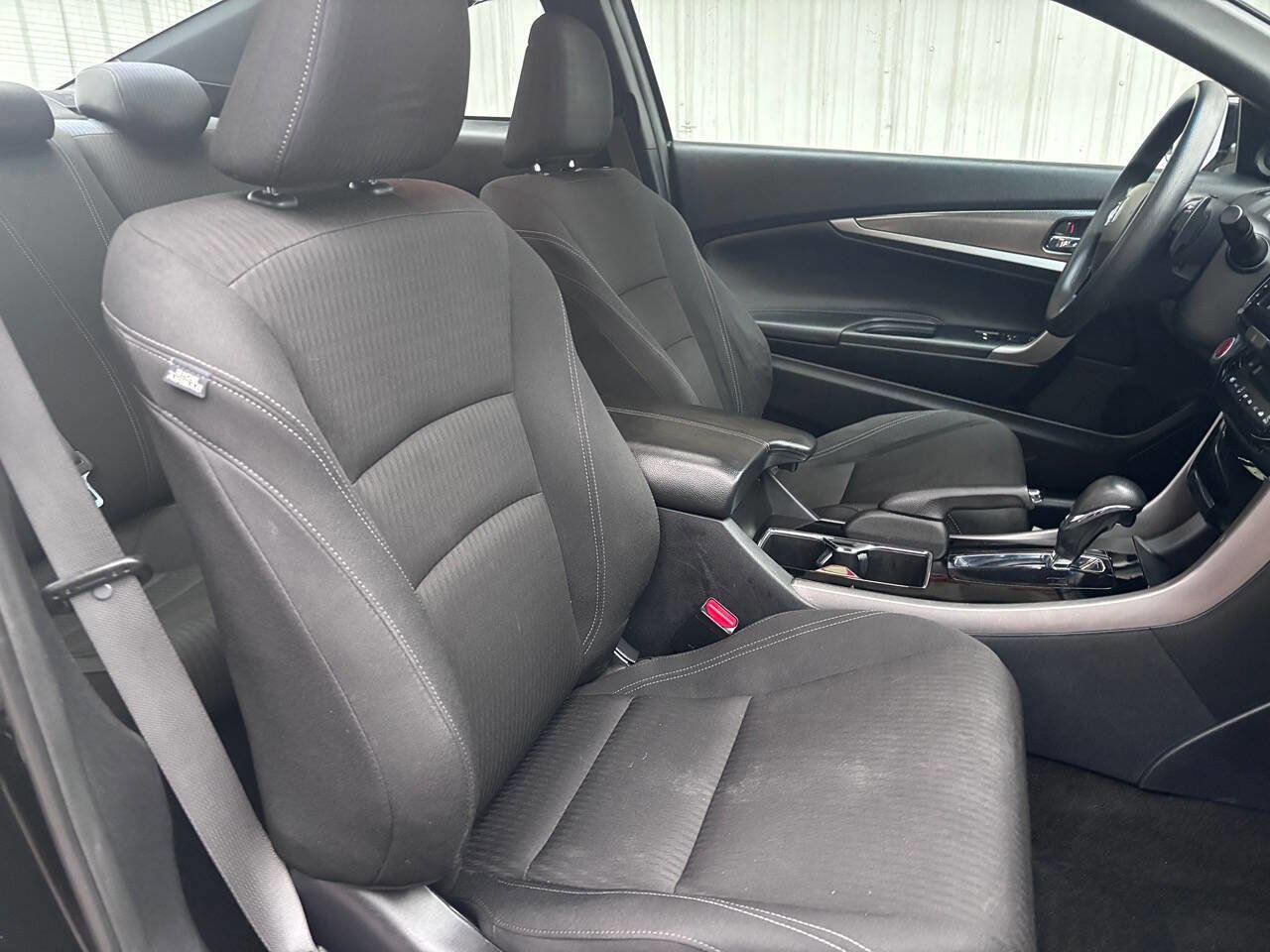 Used 2016 Honda Accord EX image 14