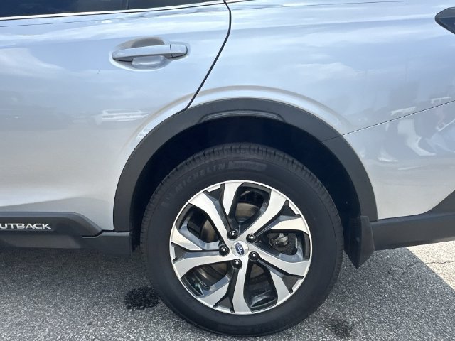 Used 2022 Subaru Outback Limited AWD/4WD image 10