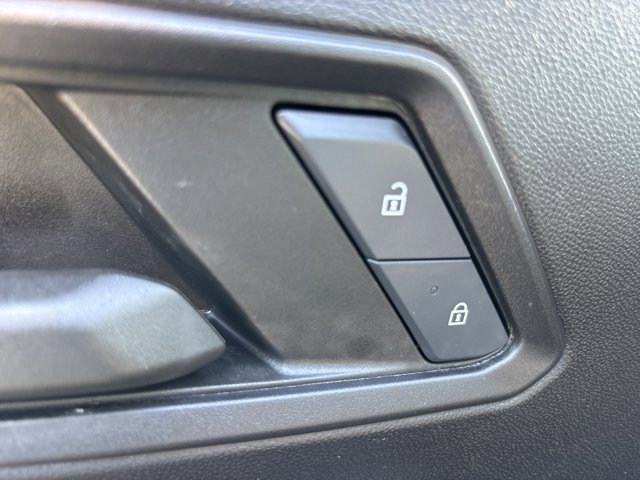 Used 2024 Chevrolet Colorado Trail Boss w/ Advanced Trailering Package image 21