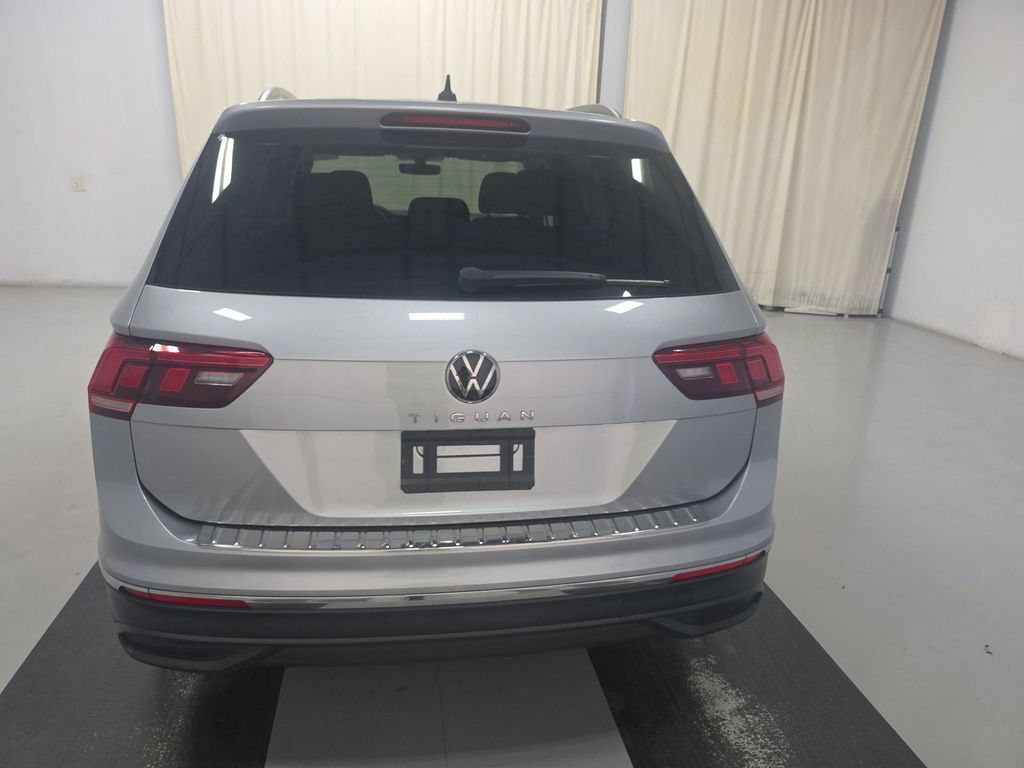 Used 2023 Volkswagen Tiguan S FWD image 4