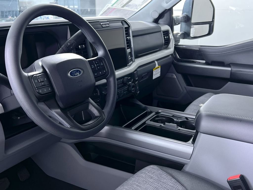 New 2026 Ford F250 XLT w/ XLT Premium Package image 31