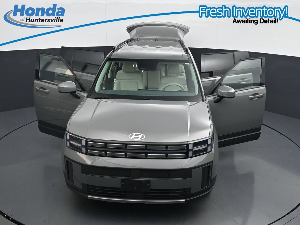 Used 2025 Hyundai Santa Fe SEL FWD image 41